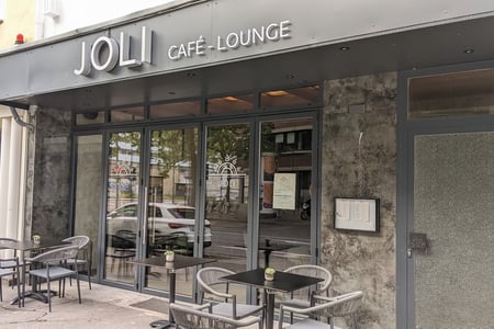 Joli Café Bar