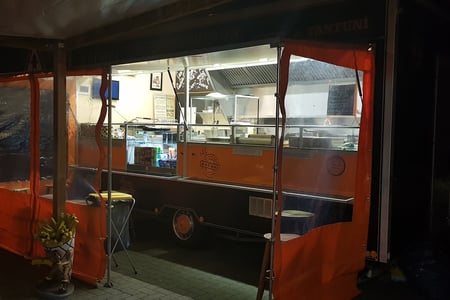 Krümel köfte tantuni