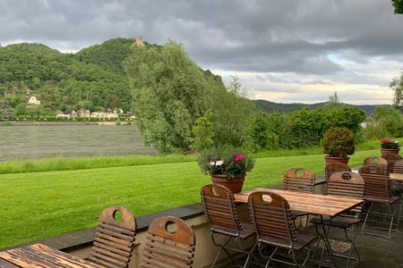 K.u.K. Weinhäuschen am Rhein