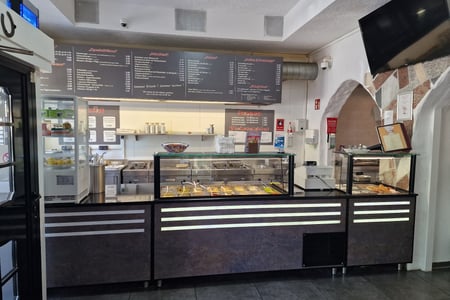 Mannis Imbiss & Bistro