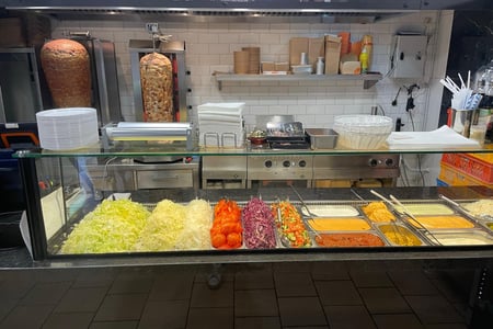 Middle MEA East Döner Pizza Imbiss