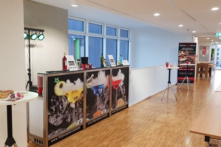 Mobile Cocktailbar Cocktailtruck 100prozent Cocktail