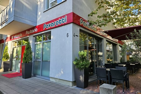 Pavarotti Pizzeria - Pastaria