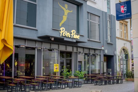 PETER PANE Burgergrill & Bar