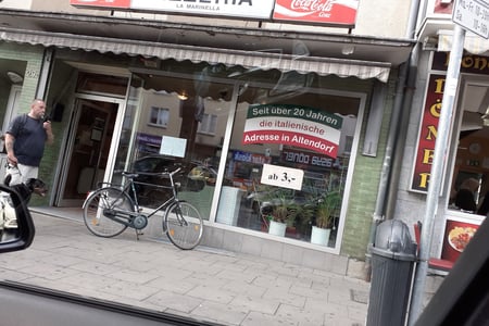 Pizzeria La Marinella