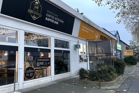 Sieben Berge Kaffeerösterei Neapolitanische Pizzabäckerei