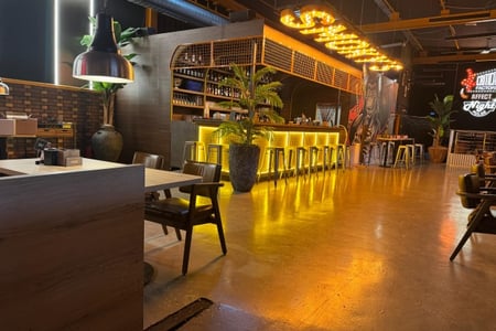 Smoky's Cafe Burger Bar