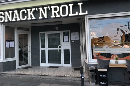 Snack 'n' Roll Garage