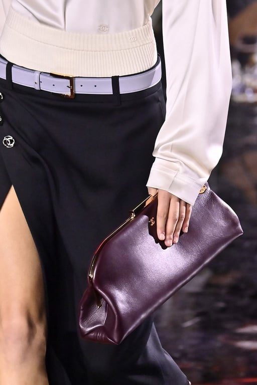 Pochette Chanel bordeaux – Location sac Chanel de luxe sur Welpop