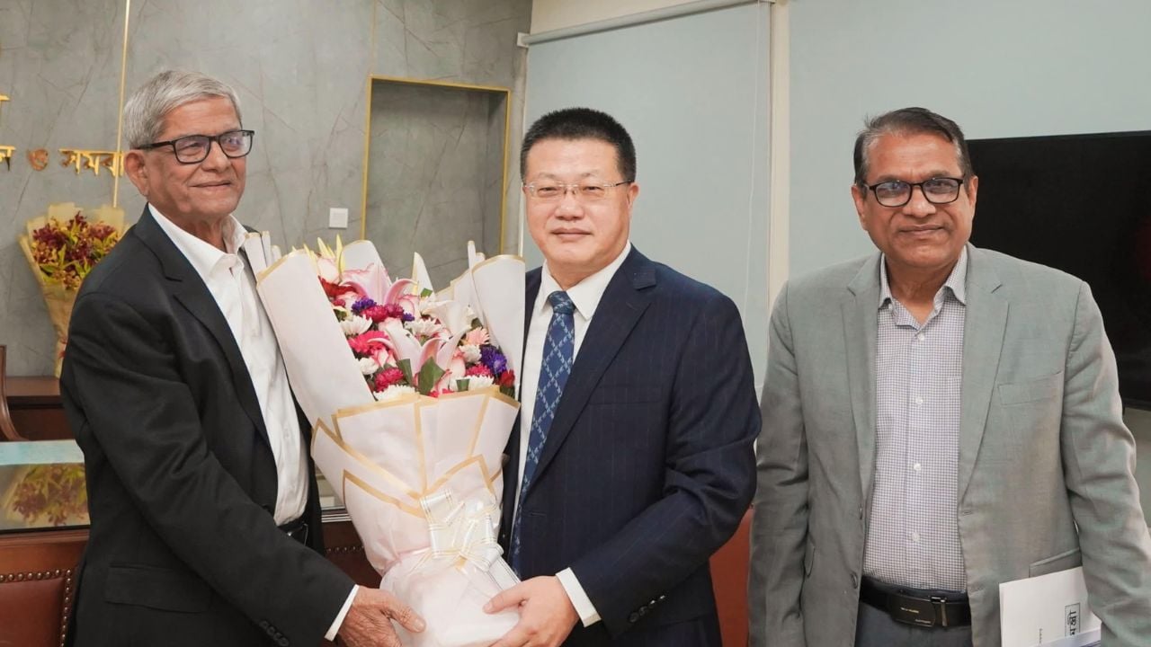Chinese Ambassador meets Local Government Minister