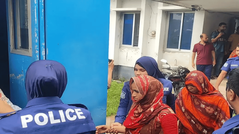 18 held for attacking Police station over rumours of accused's death