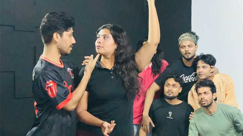 ঢাকার মঞ্চে পাওলো কোয়েলহোর ‘দ্য আলকেমিস্ট’ আনছে এক্টোম্যানিয়া