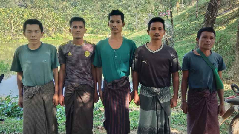 Myanmar soldiers and five BGP members detained at Ghumdhum border