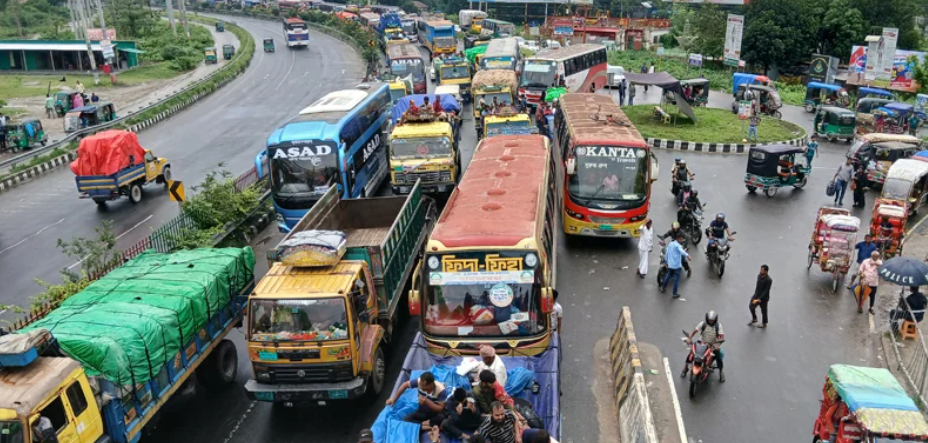 60km tailback on Dhaka-Tangail highway