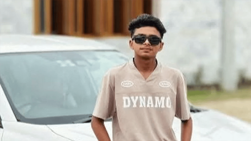 Student dies while trying to resolve football dispute in Bogura