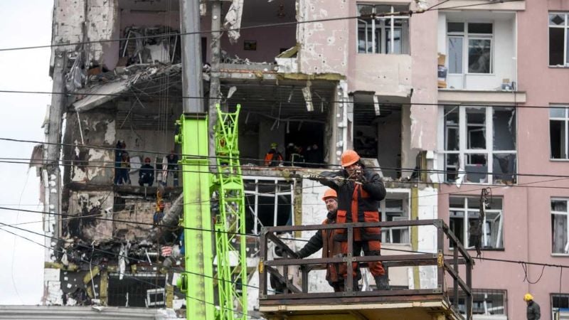 Russian strikes cut power to more than 1 mn homes in Kyiv