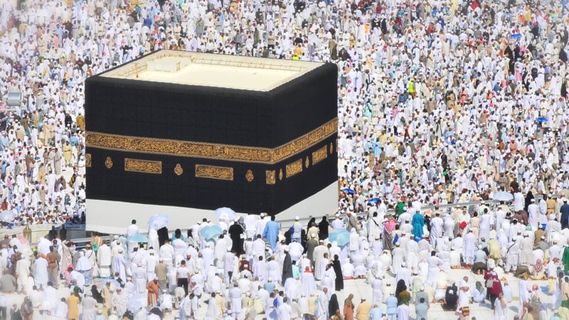 Hajj flights to begin from April 18: Religious affairs Minister