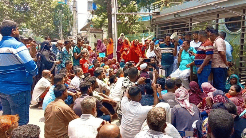 Land minister ends hunger strike of landless protesters