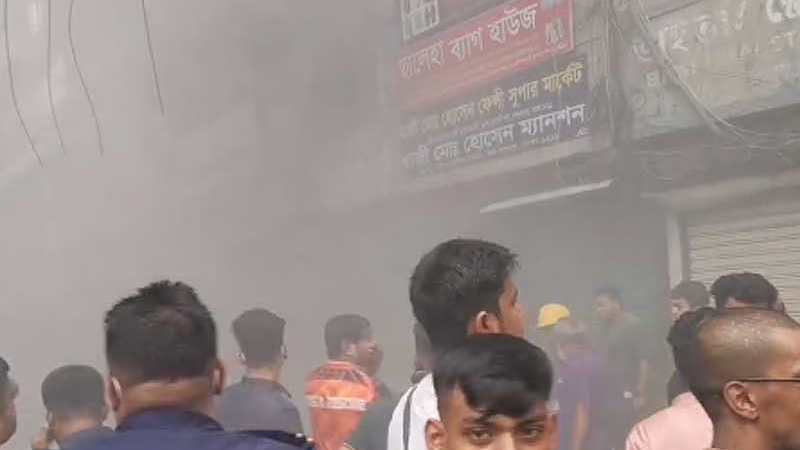Fire breaks out at Khaza Market in Chawkbazar