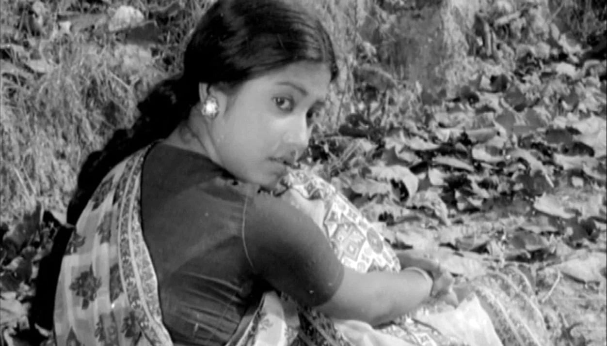 Suborna Mustafa acting on ghuddi movie