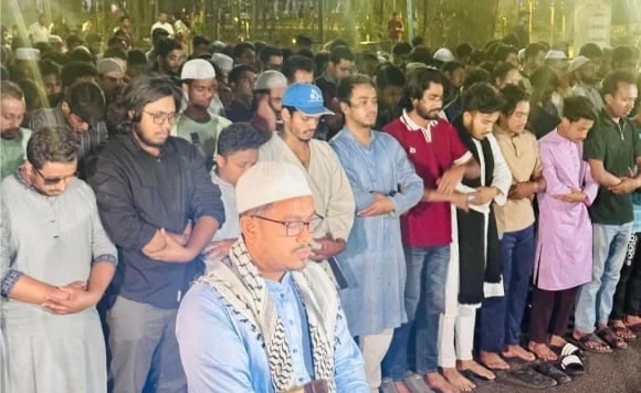 Khamenei's absentee funeral prayer at Dhaka University