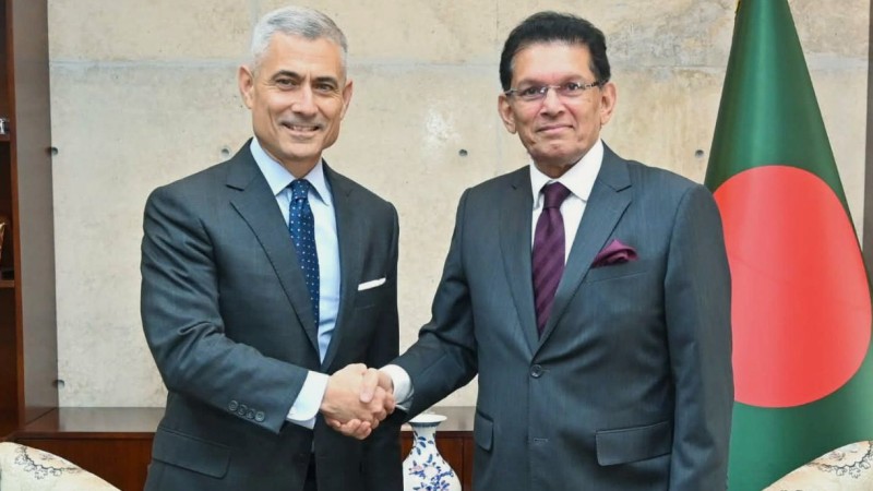 Bangladesh urges US to resolve Middle East crisis through dialogue