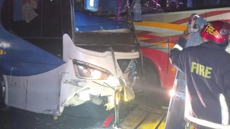 3 killed in three-vehicle collision on Dhaka-Chattogram highway in Feni