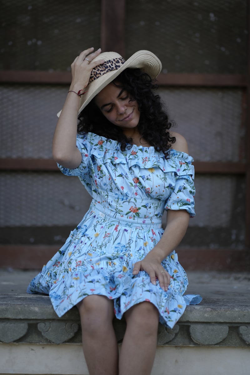Meadow Off-Shoulder Mini 4