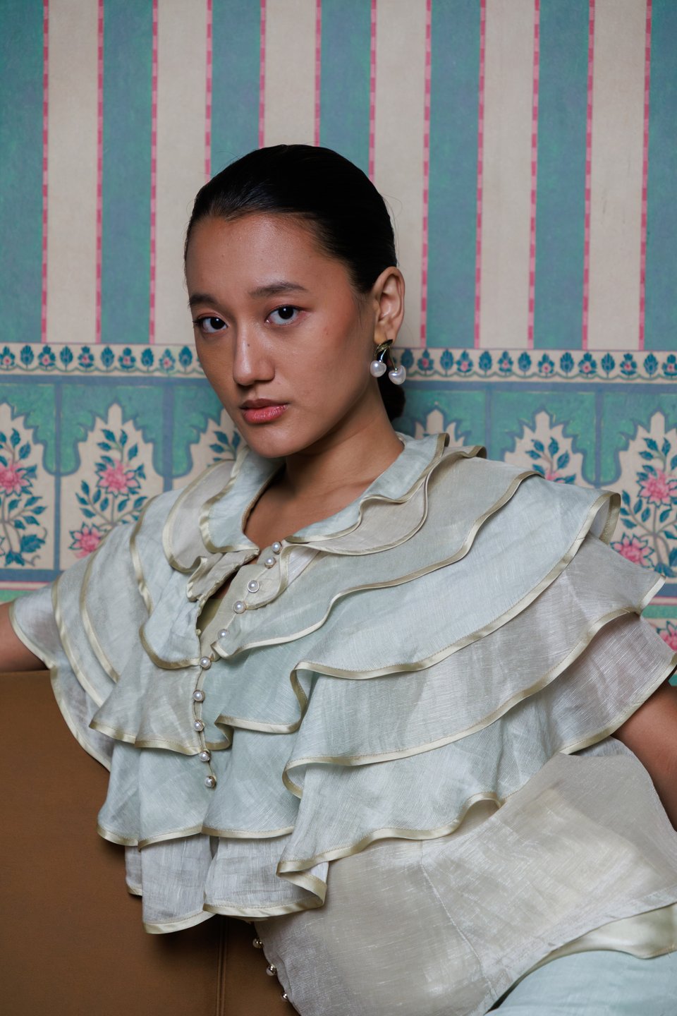 Mist Ruffle Shirt Set