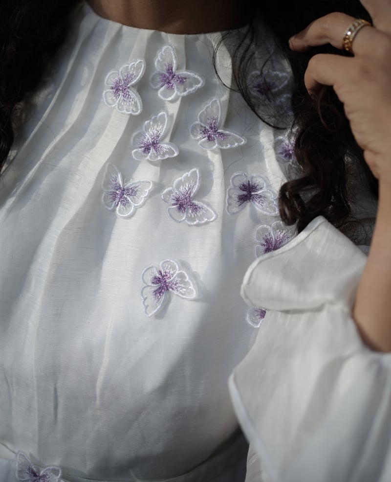 Ivory Butterfly Mini 5