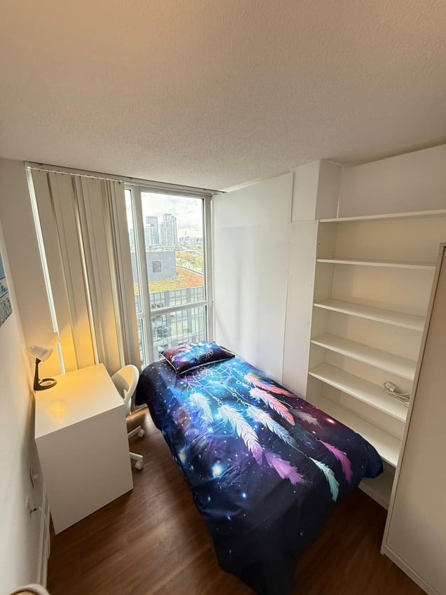 Flex Room - Queens Wharf Rd & Fort York Blvd