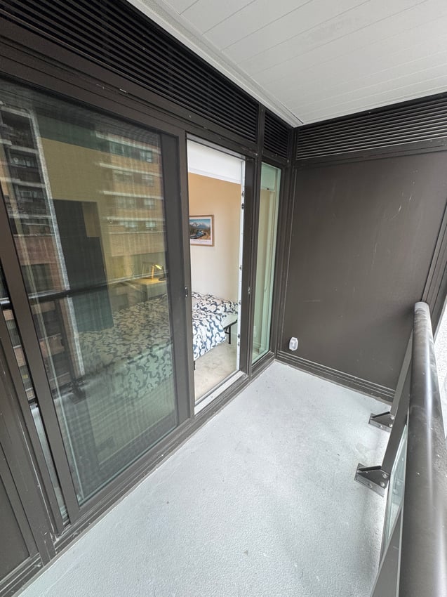 Flex Room at 6th Floor - St Patrick St, Toronto — photo 4 of 9