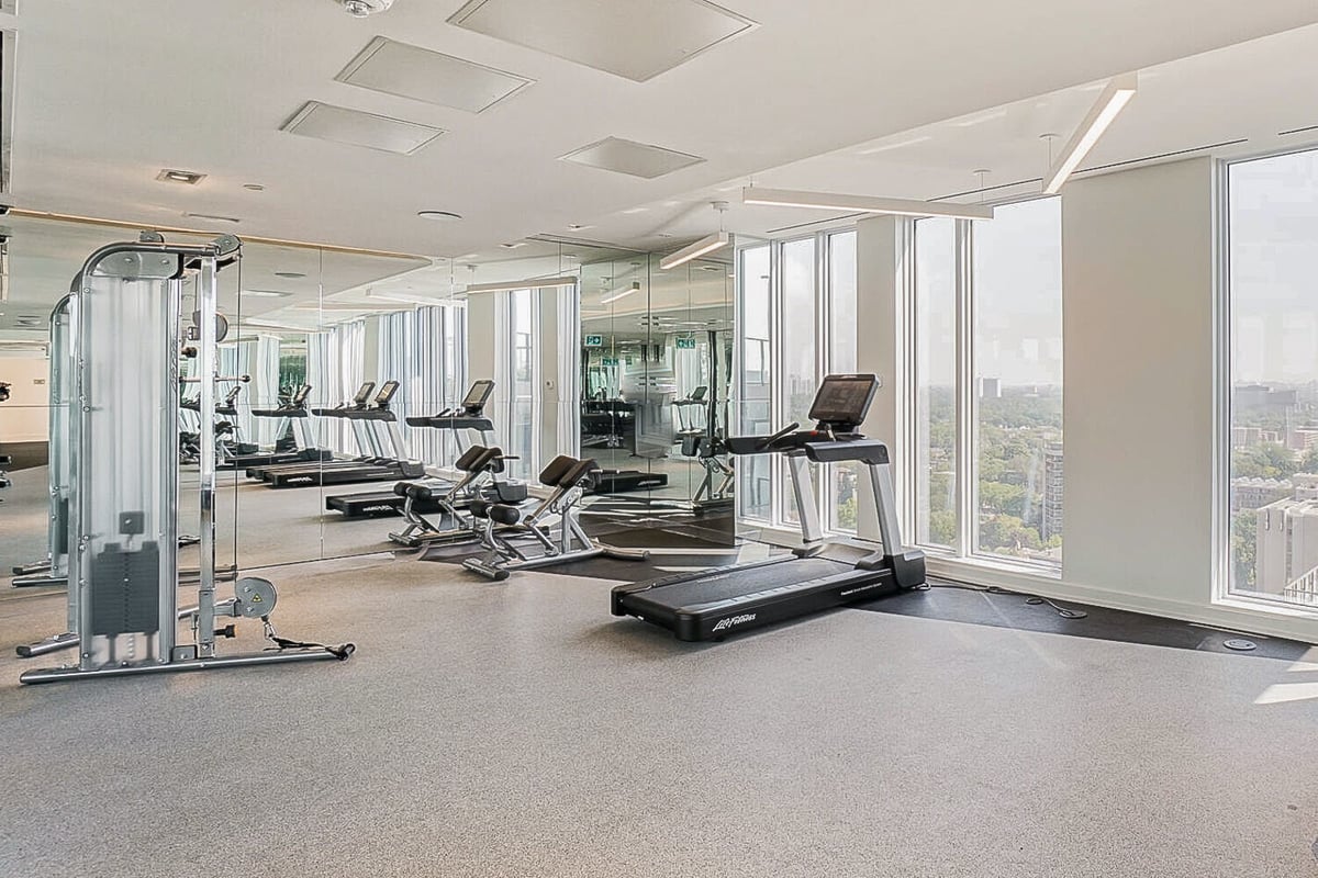 Flex Room at 18th Floor - Jarvis St, Toronto — photo 10 of 12