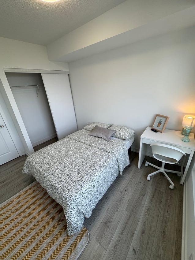 Premium Deluxe at 42nd Floor - Bloor St, Toronto — photo 3 of 11