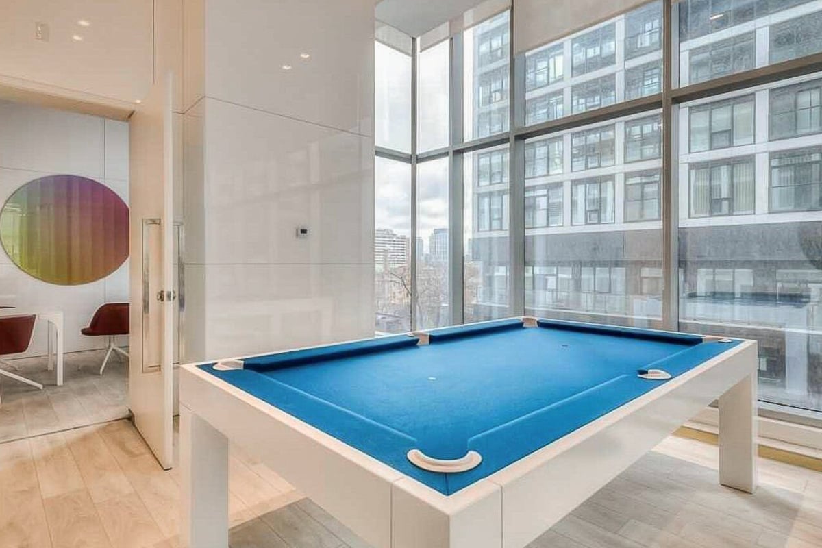 Flex Room at 18th Floor - Jarvis St, Toronto — photo 11 of 12