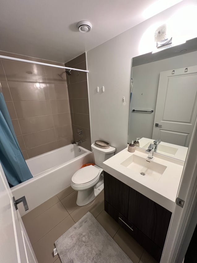 Flex Room at 18th Floor - Jarvis St, Toronto — photo 8 of 12