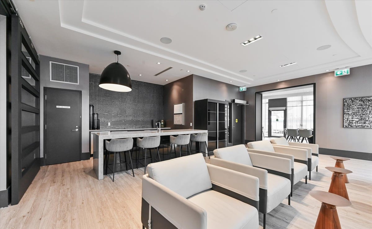 Flex Room at 17th Floor - Church St, Toronto — photo 5 of 9