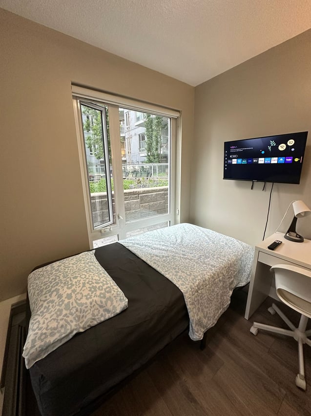 Flex Room – 4th Floor - 1235 11 Ave SW