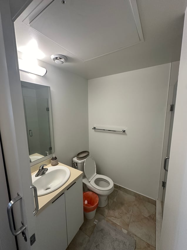 Flex Room at 39th Floor - York Street, Toronto — photo 3 of 9