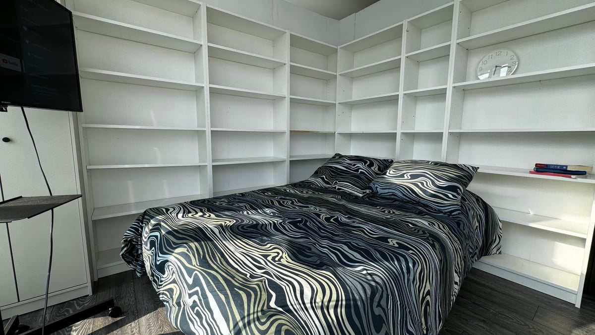Flex Room - Church St & Carlton St