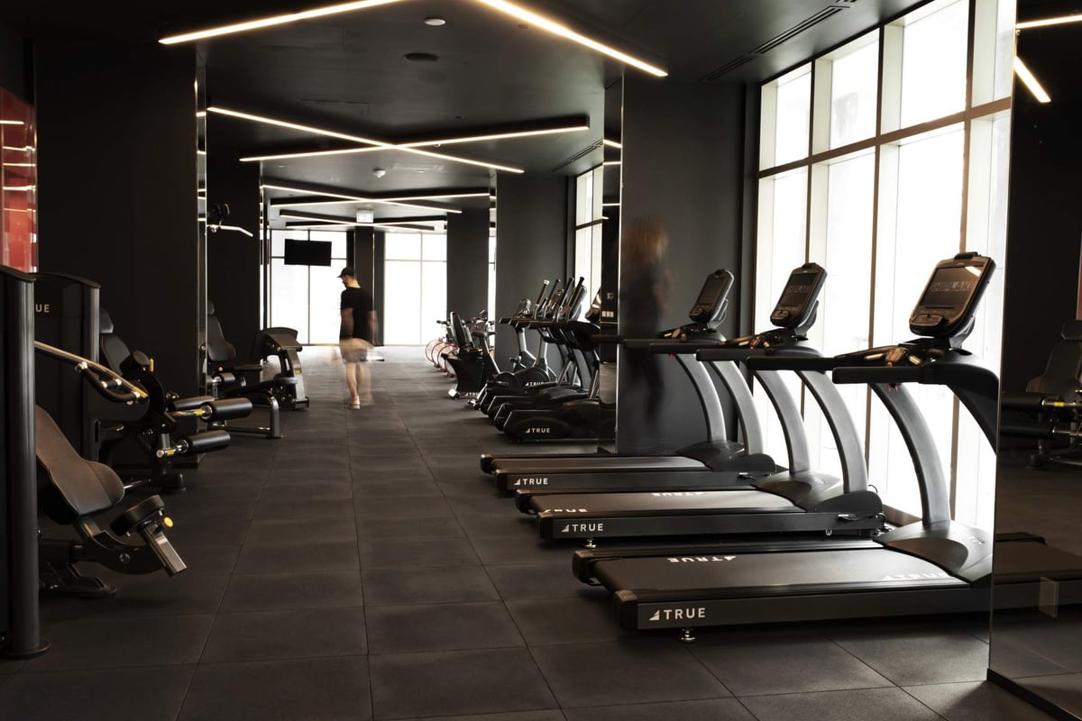 Dunfield Ave & Eglinton Ave E 1