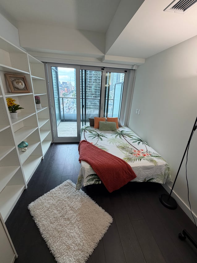 Flex Room with Balcony at 9th Floor - Concord Cityplace Way, Toronto — photo 2 of 20