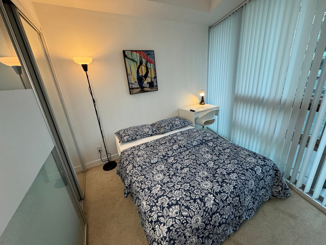 Deluxe Room – 9th Floor - York Street