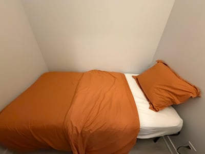 Den Room - York St & Bremner Blvd