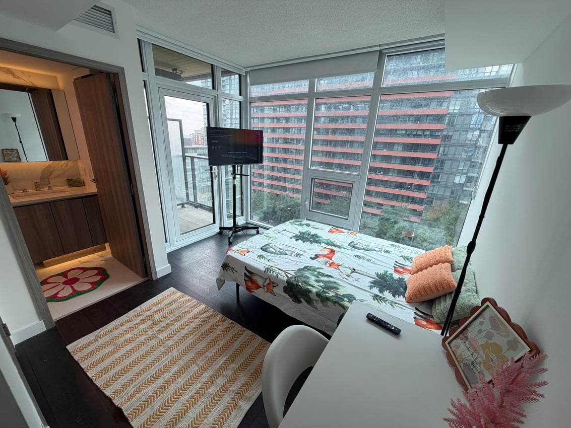 Master Room at 9th Floor - Concord Cityplace Way, Toronto — photo 3 of 25