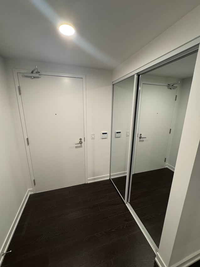 Flex Room at 6th Floor - St Patrick St, Toronto — photo 7 of 9
