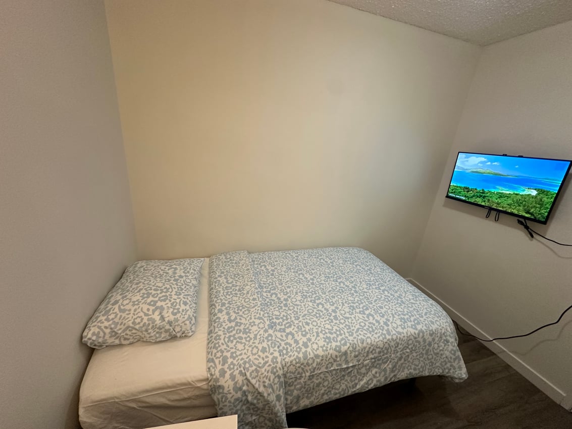 Sky Residence - 11 Avenue SW & 20 Street SW 1