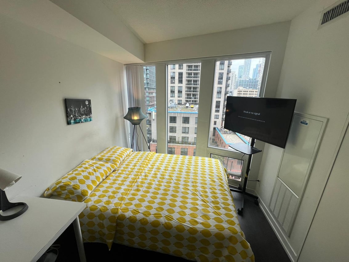 Flex Room - Shuter Street & Church Street