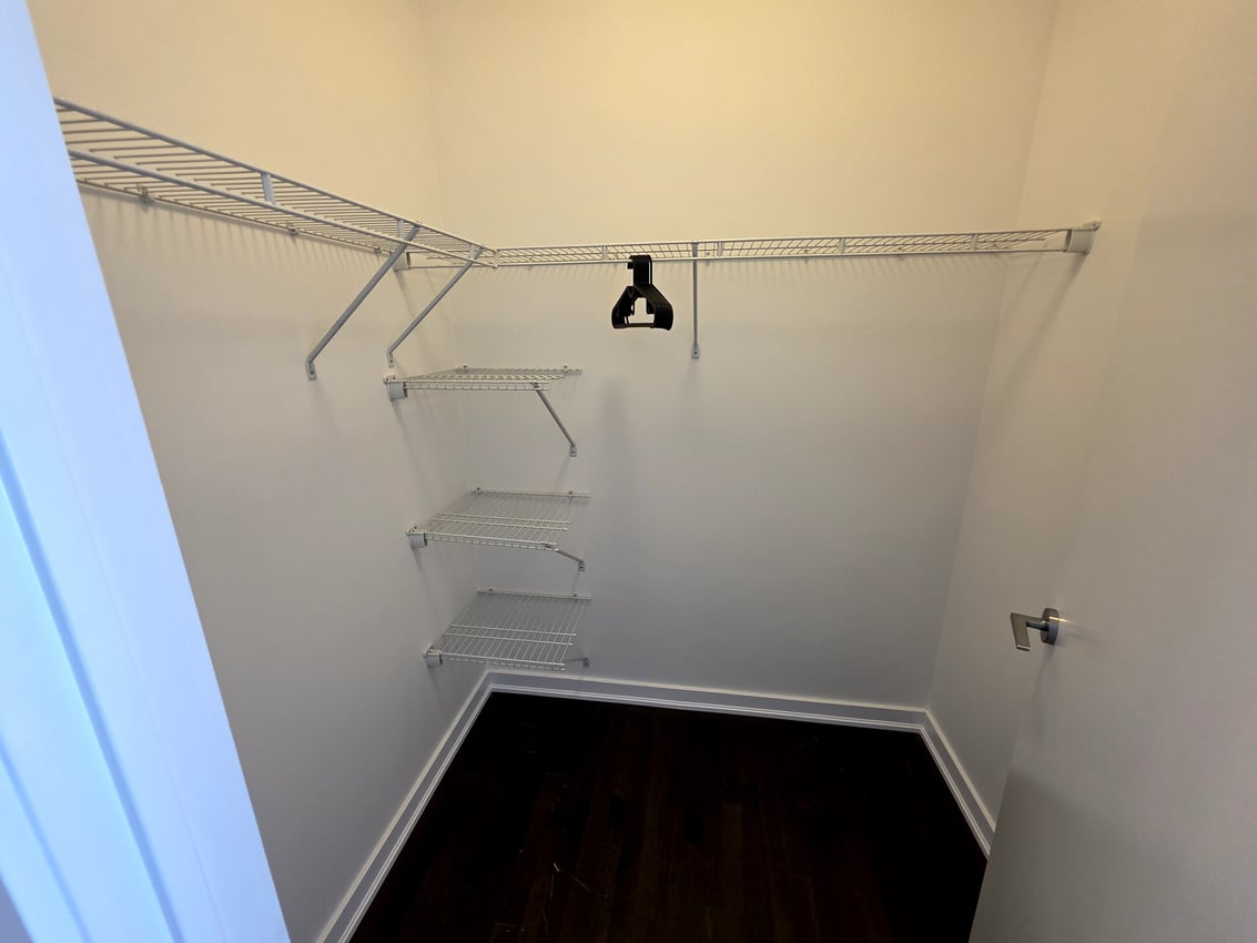 Master Room at 50th Floor - York Street, Toronto — photo 4 of 14