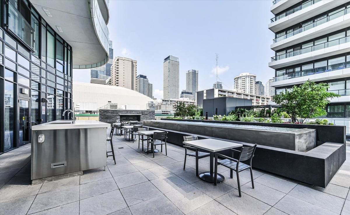 Flex Room at 17th Floor - Church St, Toronto — photo 7 of 9